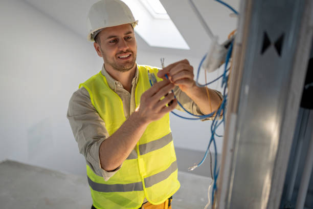 Best Local Electrician Companies  in Tres Arroyos, NM